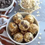 No-Bake Peanut Butter Oatmeal Energy Balls