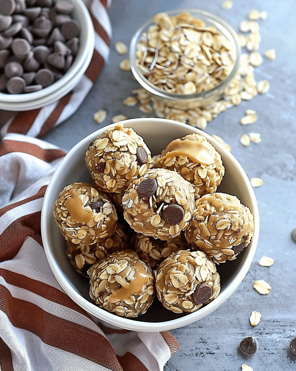 No-Bake Peanut Butter Oatmeal Energy Balls