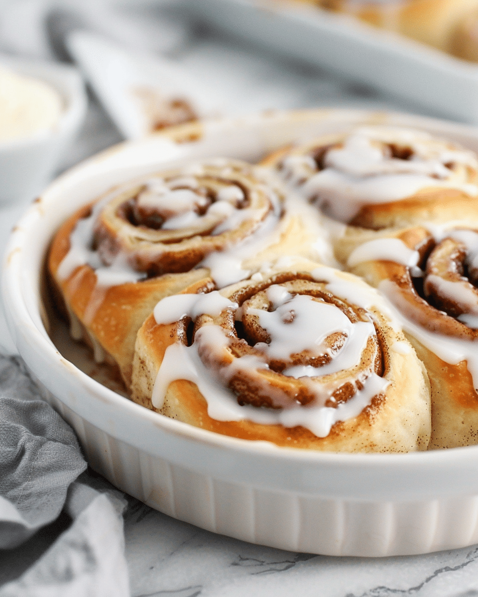 Fluffy Cinnamon Rolls with Creamy Glaze