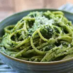10-Minute Spinach Pasta Sauce (Easy)